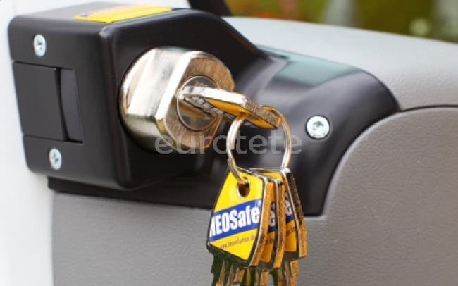 Pany Heo Safe Fiat Ducato 250 / 290. Peugeot Boxer i Citroen Jumper a partir 2006 seguretat porta autocaravana  - 467432 - Eurotete